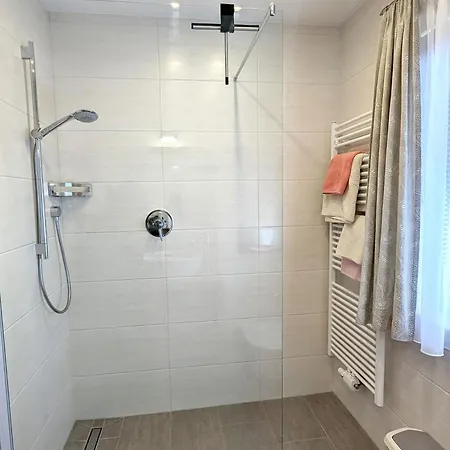 Petri Heil Apartament *